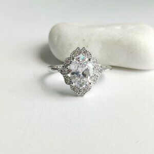 CZ Cocktail Engagement  Ring Size 8 NWT